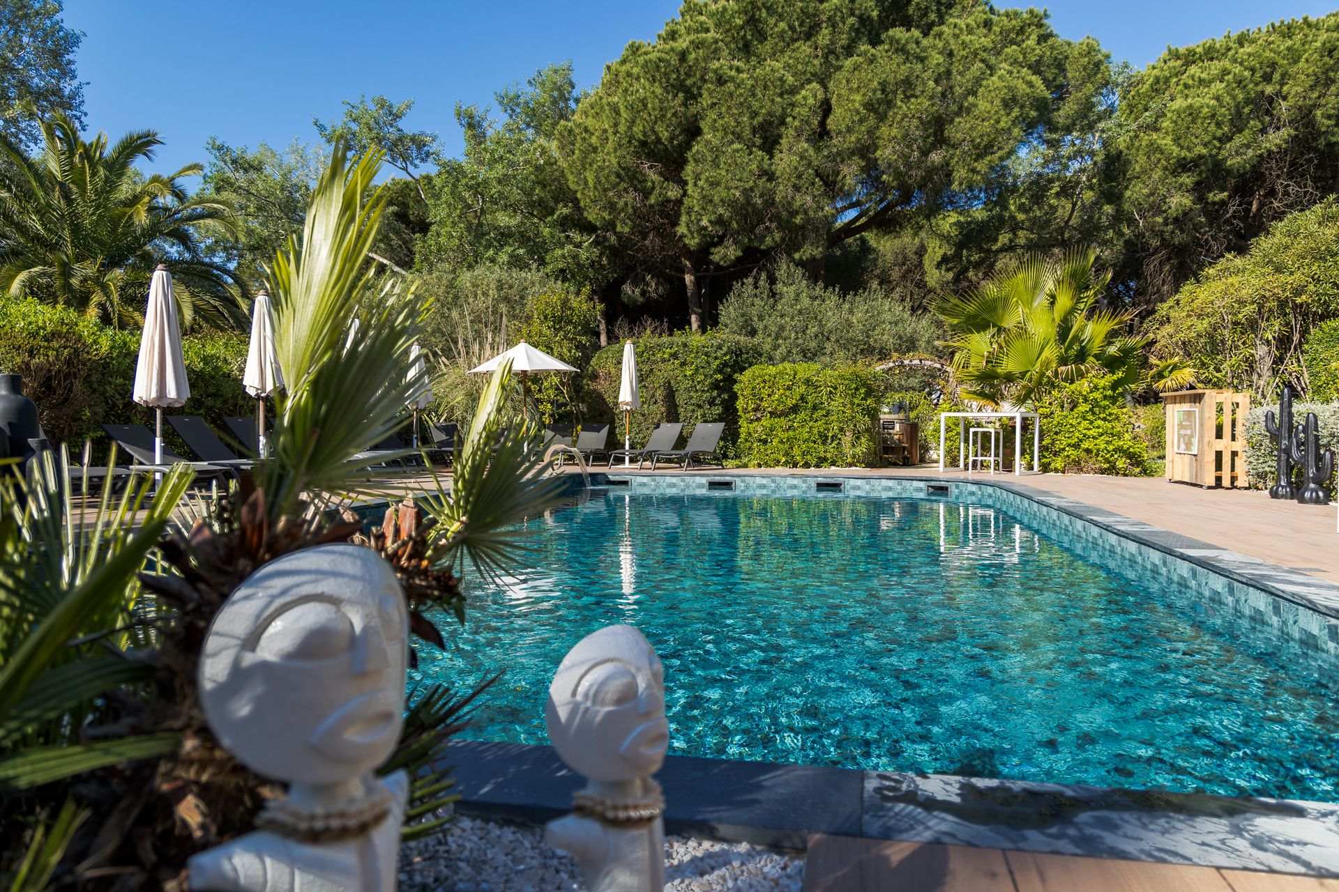 Piscine rénovée au Golf Hôtel de la Grande Motte