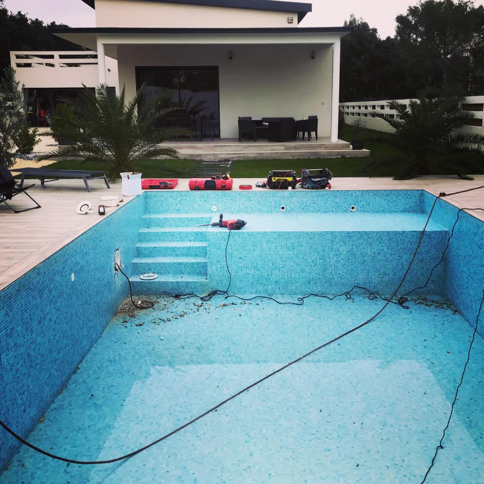 Rénovation de piscine carrelée