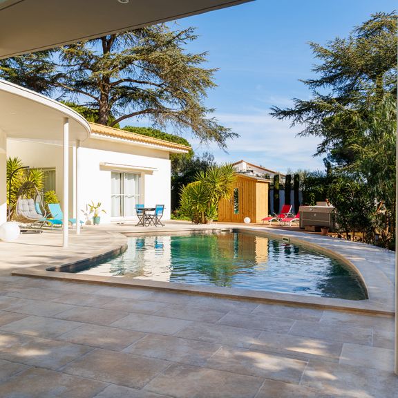 Terrasse pierre naturelle