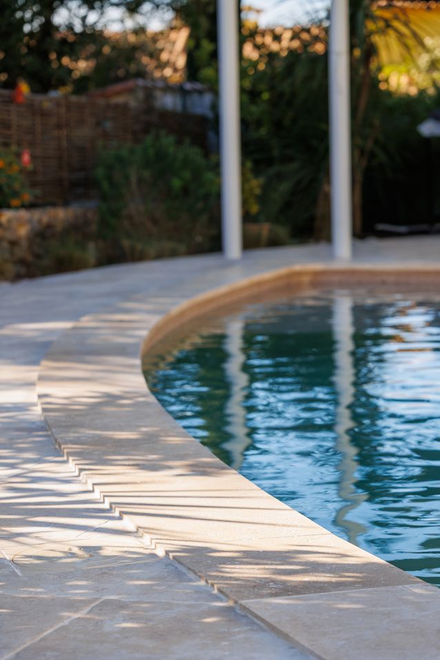 Terrasse de piscine à Montpellier